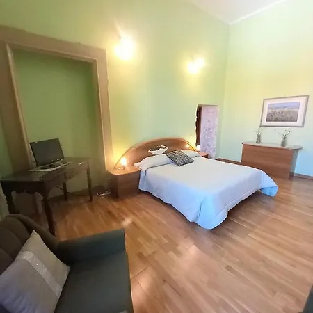 Barons Palazzo Cattaneo *