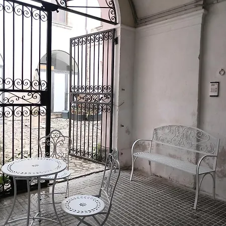 Barons Palazzo Cattaneo *