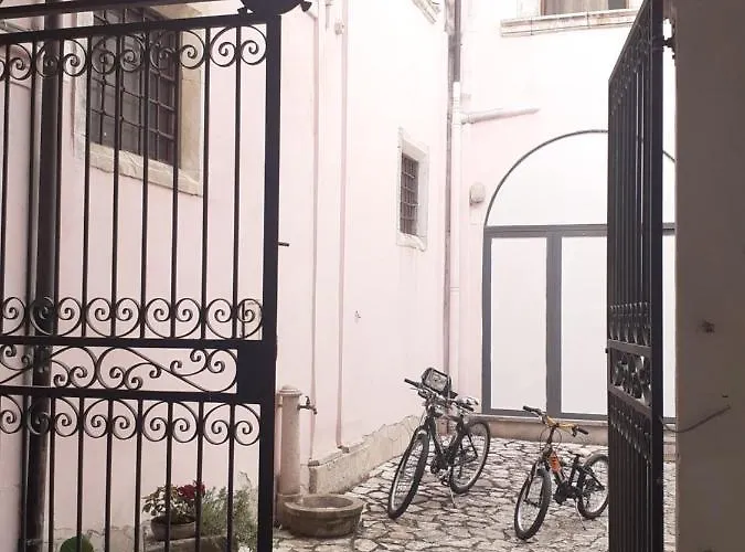 Hotel Barons Palazzo Cattaneo *