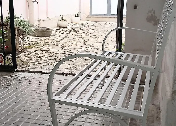 Barons Palazzo Cattaneo